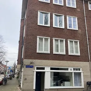 Very Ground Floor In A Great Location Amsterdam